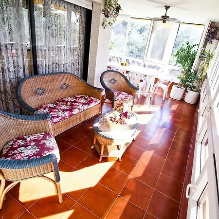 Eva Vendrell Planet Costa Dorada * سالو