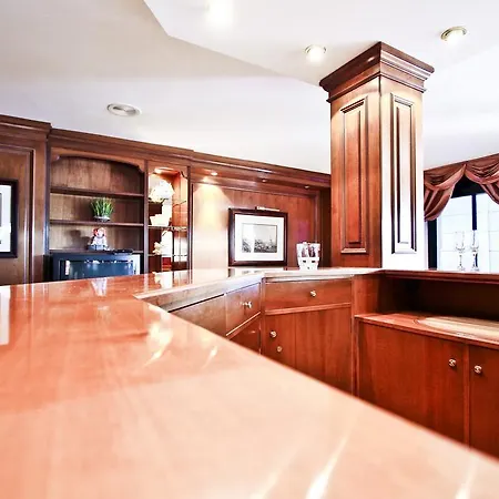 Eva Vendrell Planet Costa Dorada * سالو